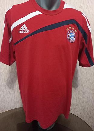 Футболка adidas bayern munchen (размер m/l)