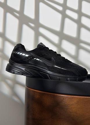 Nike initiator black 5