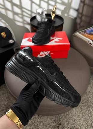 Nike initiator black 9