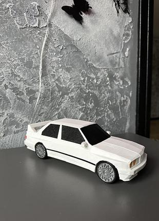 Машина bmw e30 7
