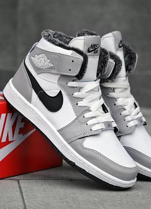Зимние мужские кроссовки jordan 1 серые белые кожаные с мехом, мужские кроссовки найк джордан высокие зима 42