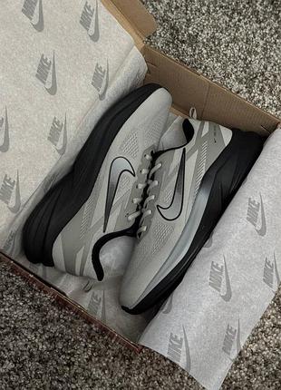 Nike renew light grey black 9