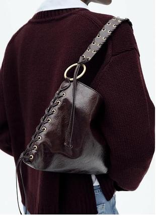 Сумка zara  на плече ( нова)