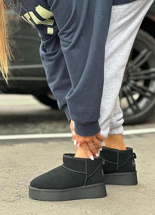 Зимние женские ugg mini низкие замшевые черные утепленные с мехом стильные угги мини замша зима 41