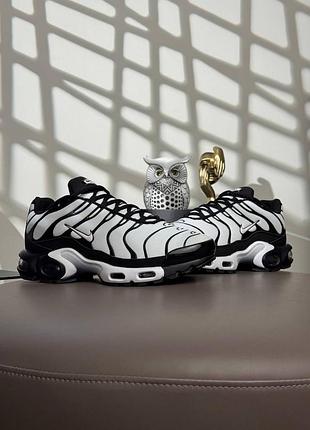 Nike air max plus white black 2