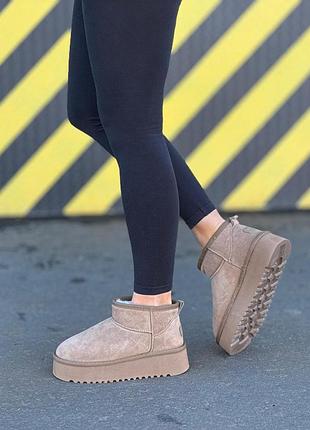 Зимові жіночі ugg mini замшеві коричневі утеплені з хутром стильні уггі замша зима