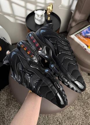 Nike air max plus all black 2