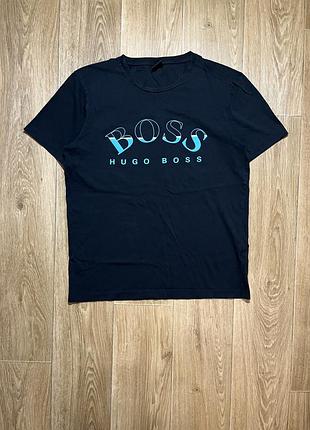 Футболка hugo boss чорна з логотипом, розмір m