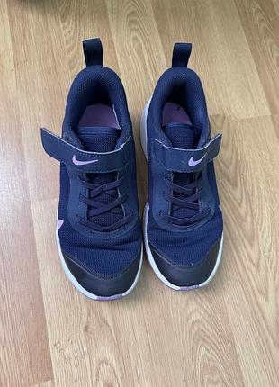Кросівки для дівчинки nike omni multi-court