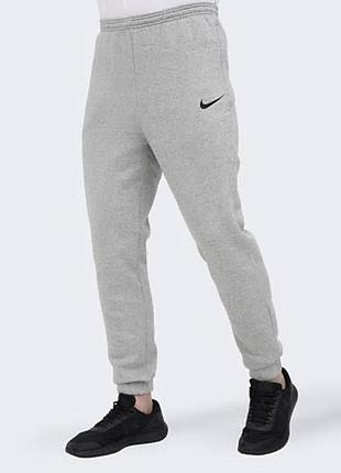 Чоловічі спортивні штани nike оригінал розмір л