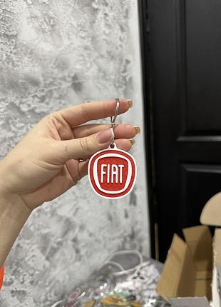 Автомобильный брелок fiat