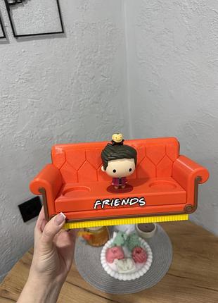 Диван під фігурки друзі friends