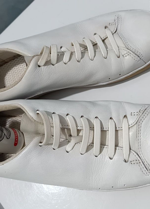 Продам мокасіни сліпони кеди кросівки шкіра clarks