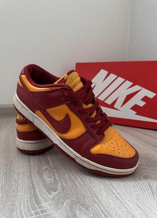 Nike dunk low “midas gold / usc”