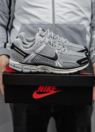 Кроссовки nike air zoom vomero 5