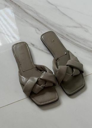 Босоножки zara