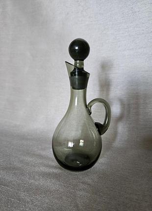 Вінтажний міні-графин (карафа) «альфред таубе», оливкове скло, фрн, 1960-ті