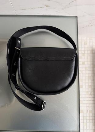 Крос-боді calvin klein 6