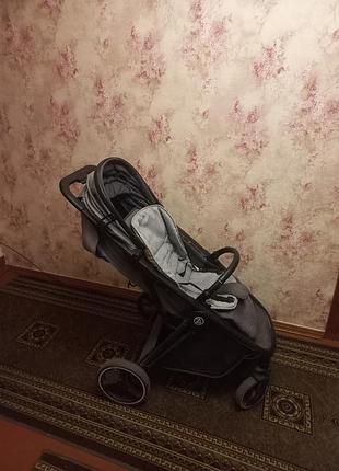 Продам б/в коляску 4