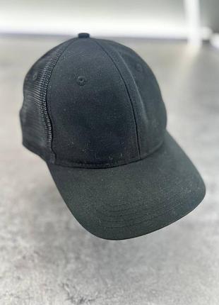 Carhartt чорна кепка-тракер (trucker cap) snapback