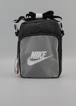 Барсетка nike сіра