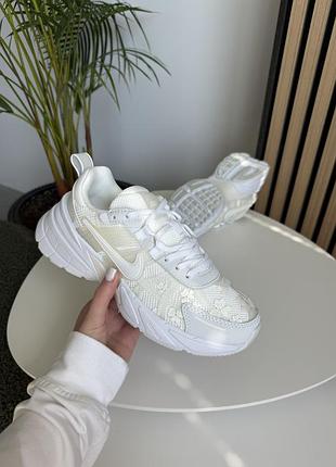 Женские кроссовки nike v2k runtek white 36-37-38-39-40