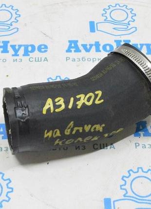 Патрубок на интеркулер правый верх audi a3 8v 15-20 1.8t, 2.0t резина