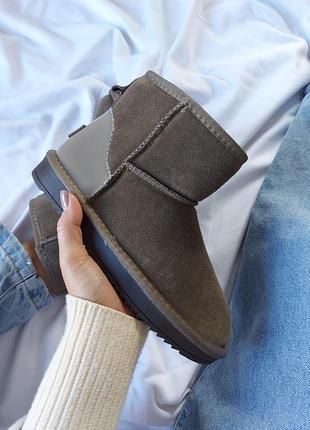 Ugg mini ultra coffee no brand