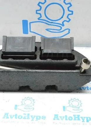 Пенопласт с балонникомland rover range rover l405 13-17 (01)