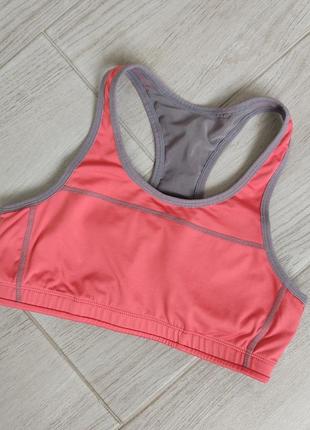 Топ спортивний