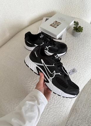 Жіночі кросівки nike v5 rnr white black