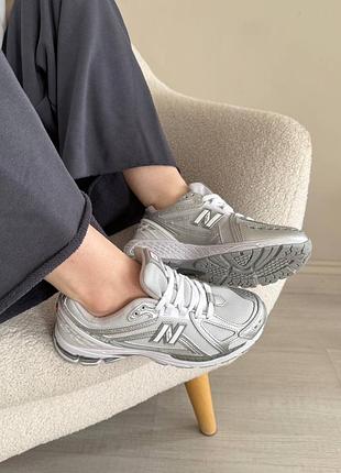 Жіночі кросівки new balance 1906r silver white