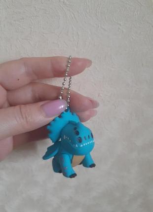 Bob snail   dragons іграшка брелок