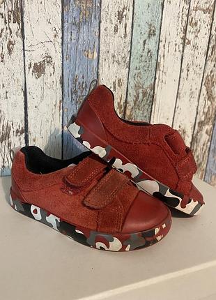 👟 дитячі замшеві кросівки clarks (оригінал) — розмір 22.5