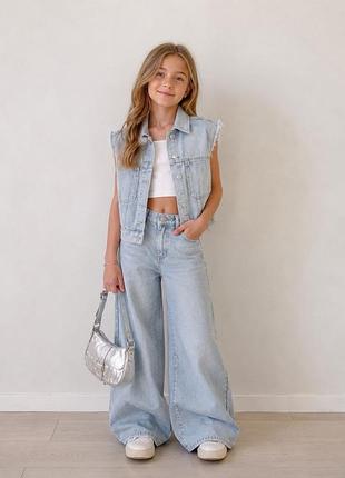Трендовий  джинсовий жилет zara для дівчинки