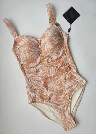 Шикарний брендовий суцільний купальник  классу люкс nip tuck swim