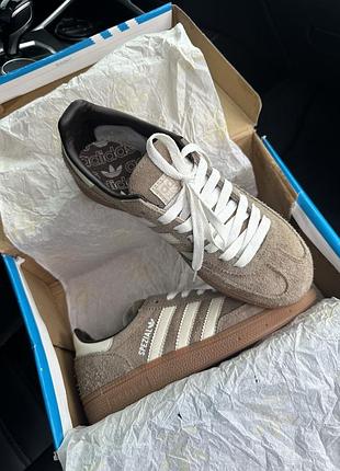 Кросівки adidas