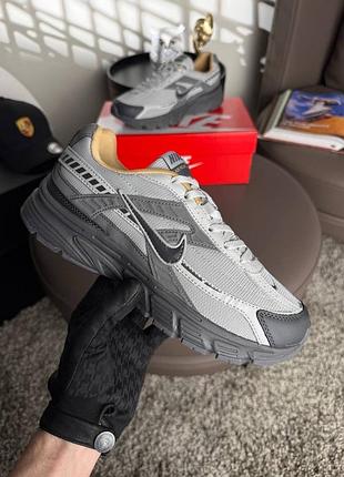 Nike initiator grey 9