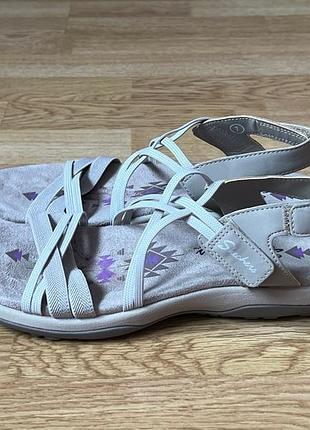 Нові босоніжки skechers 37 розміру