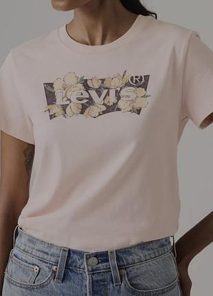Красивая стильная футболка levis оригинал