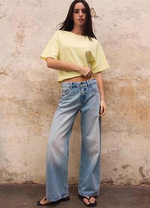 Прямі, світлі джинси, на середній посадці, модель wide leg, бренду stradivarius🤍💛