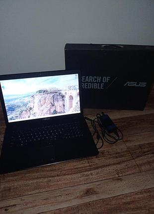 Ноутбук asus