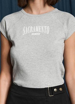 Женская майка, футболка