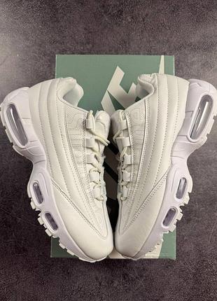Стильные кроссовки nike air max 95 x supreme all white