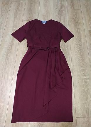 Сукня від відомого бренду