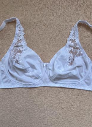 Бюстгалтер body 90c
