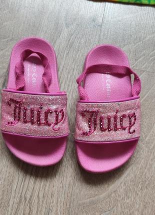 Босоніжки juicy couture плюс костюмчик