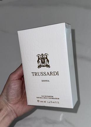Trussardi donna жіночі парфуми трусарді духи з розкішним шлейфом парфюм