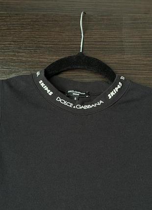 Майка з колаборації skims і dolce&gabbana