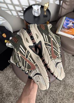 Nike v2k beige khaki 3